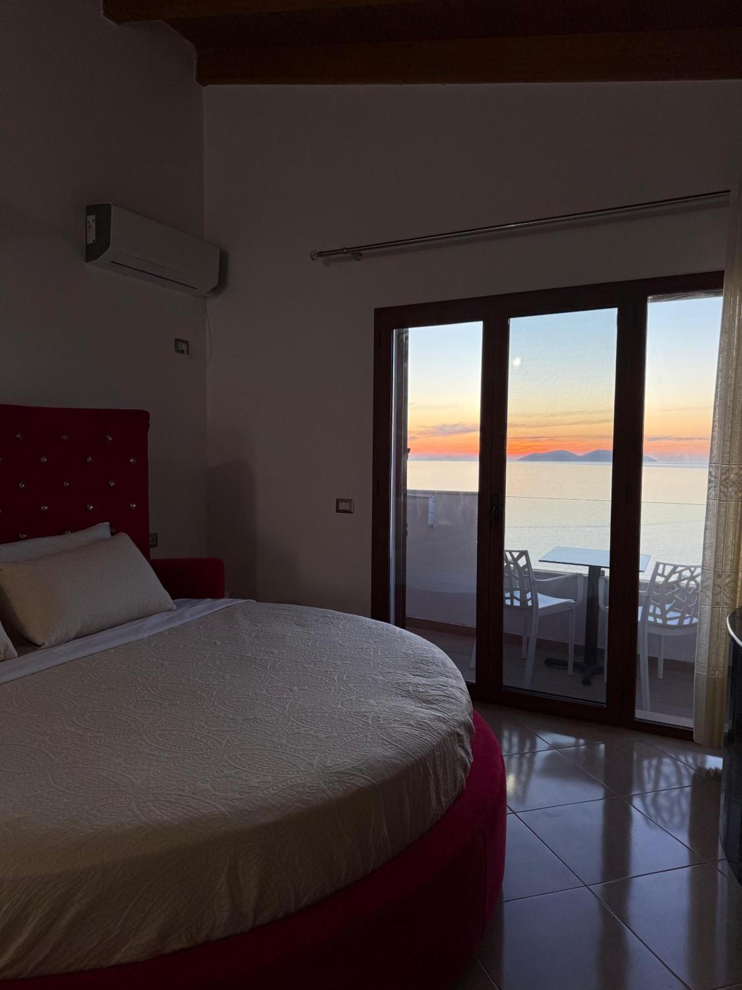 Vila Dena Vlorë Exteriér fotografie
